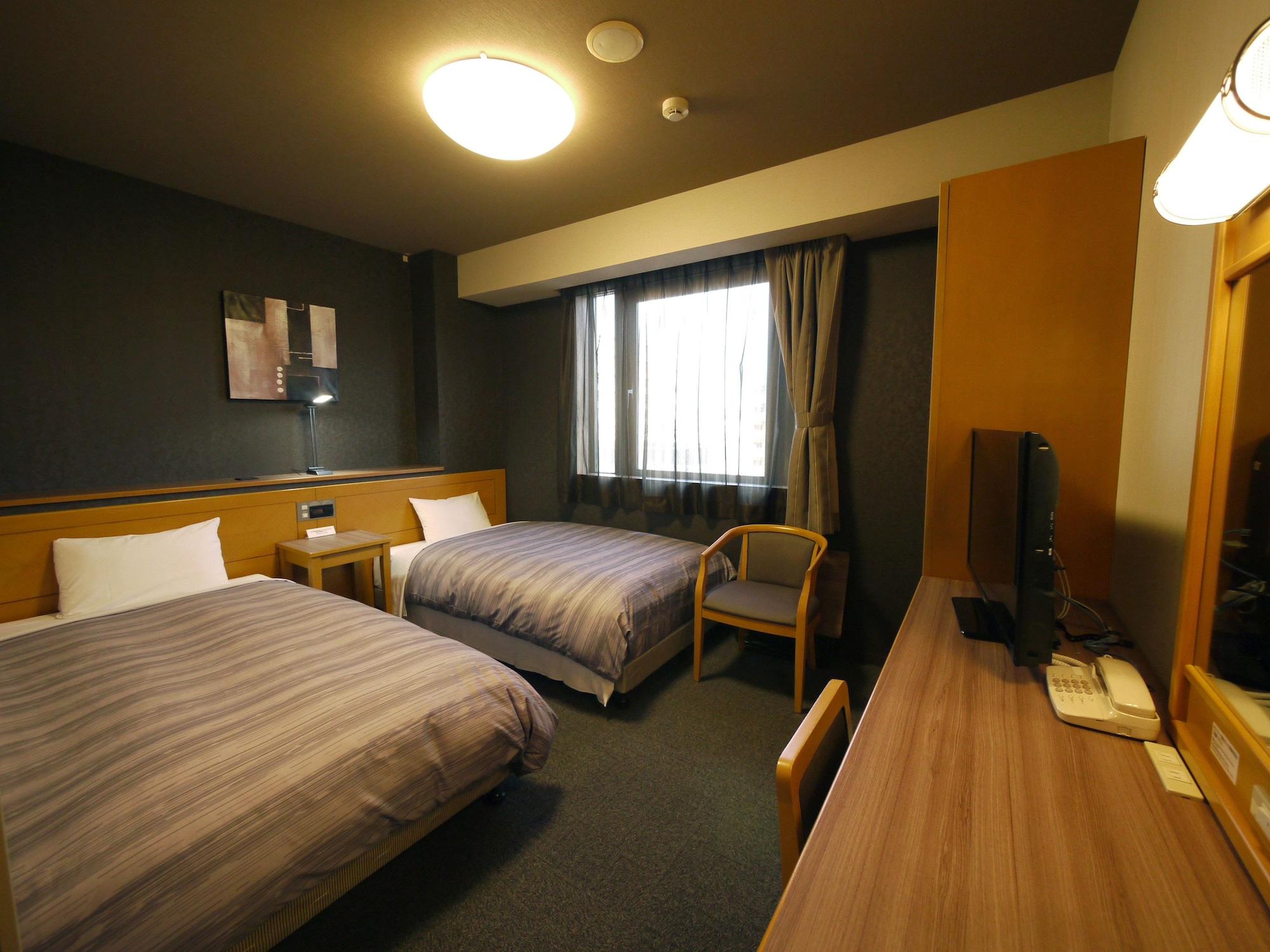Hotel Route-Inn Sapporo Kitayojo Экстерьер фото