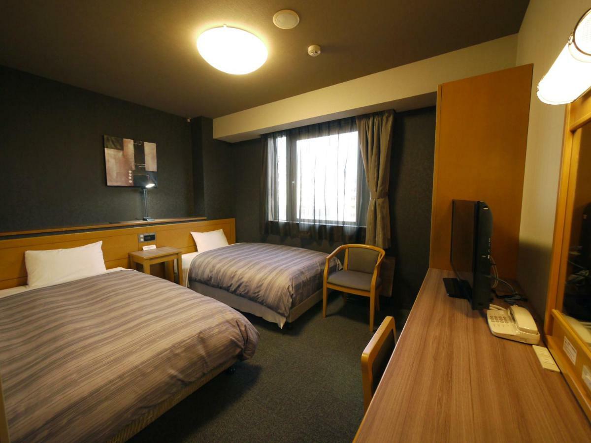 Hotel Route-Inn Sapporo Kitayojo Экстерьер фото